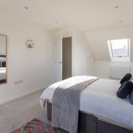 Luxury 3-Bedroom, 2-Bathroom Home Sleeps 7 People Liverpool Exterior foto